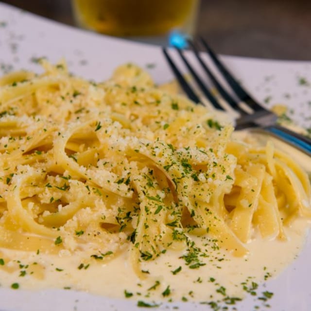 Fettuccine Alfredo.