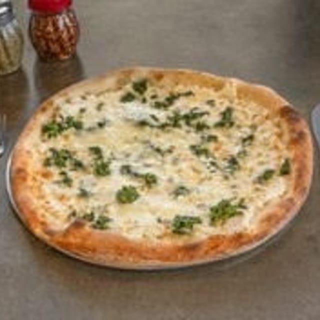 12" White Spinach.