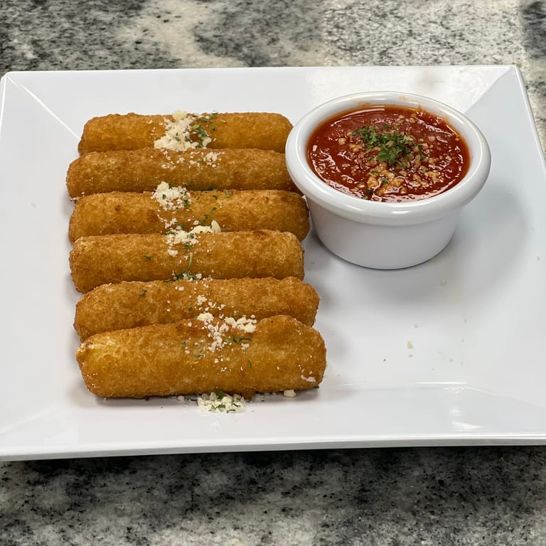 Crave-Worthy Mozzarella Sticks: A Cheesy Delight